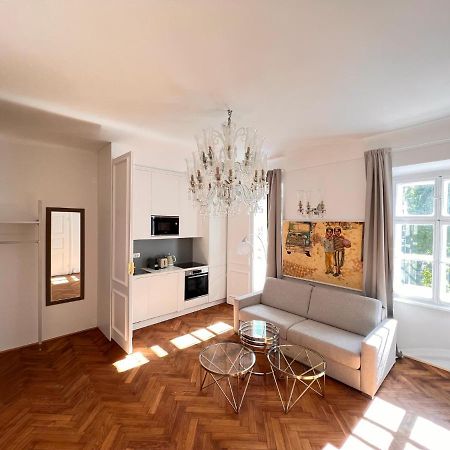 Ab Ljubljana - Breg Apartments Eksteriør billede