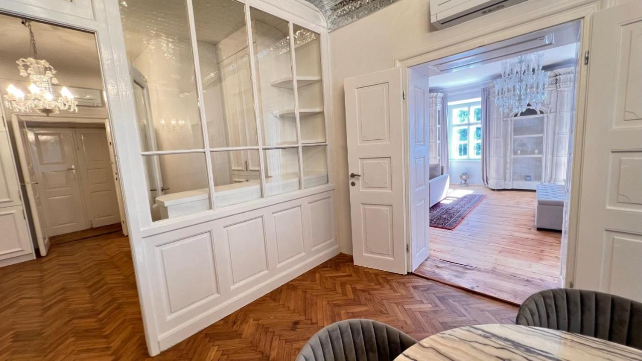 Ab Ljubljana - Breg Apartments Eksteriør billede