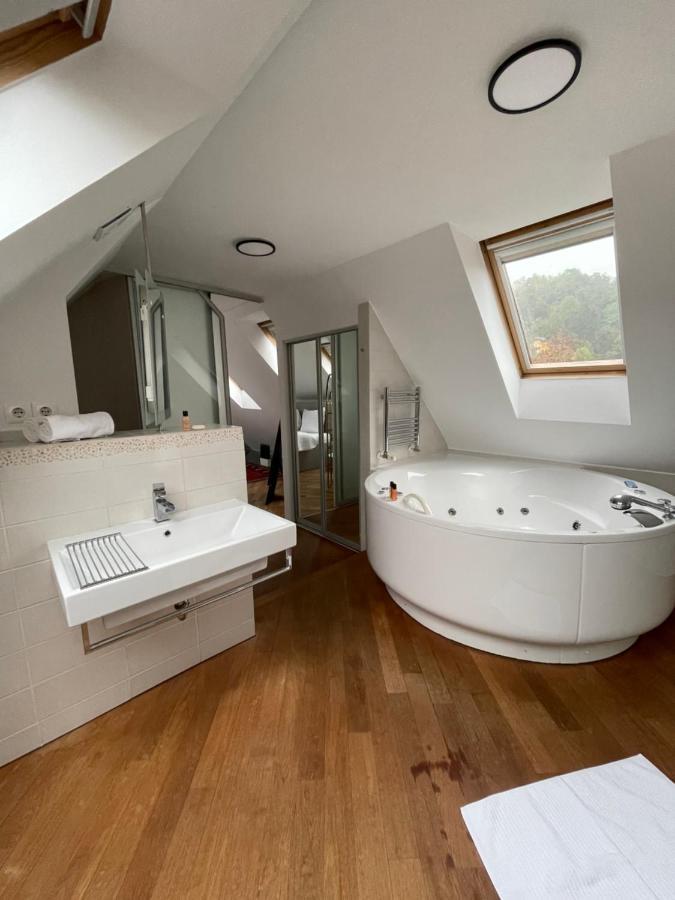 Ab Ljubljana - Breg Apartments Eksteriør billede